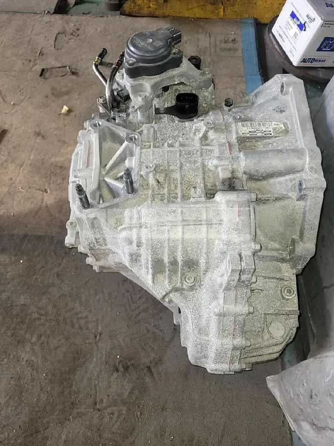 Photo 2 of 3: 2020 Kia (parts) Carnival Automatic Transmission — Korean insurance auction