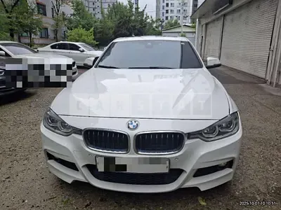 Photo 1 of 8: 2015 BMW 320d — Korean insurance auction