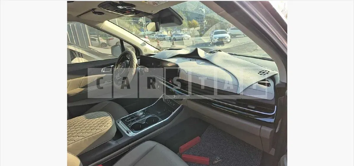 Photo 2 of 25: 2024 Kia Carnival Hybrid — Korean insurance auction