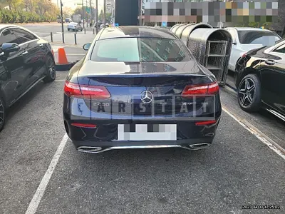 Photo 1 of 13: 2017 Mercedes-Benz E400 4Matic Coupe — Korean insurance auction