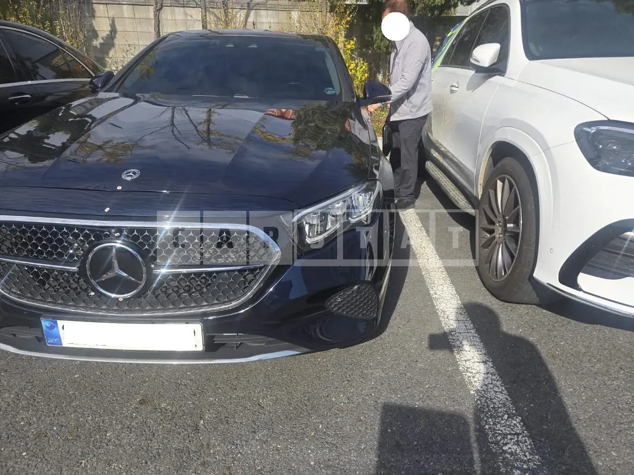 Photo 2 of 45: 2024 Mercedes-Benz E200, VIN W1KLF5AB5RA049653 — Korean insurance auction