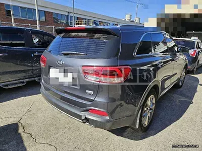 Photo 1 of 9: 2017 Kia Sorento 4WD — Korean insurance auction