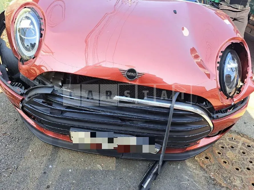 Photo 2 of 14: 2020 MINI Cooper Clubman — Korean insurance auction