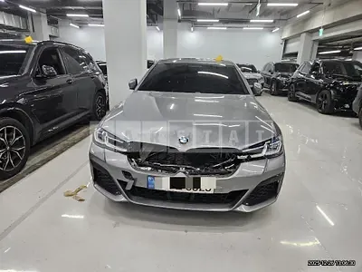 Photo 1 of 28: 2022 BMW 530i — Korean insurance auction