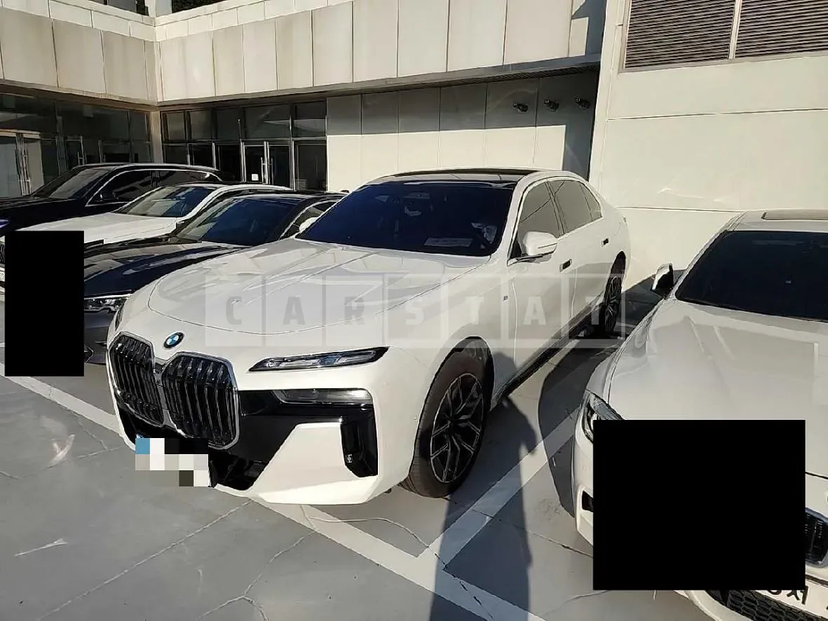 Photo 2 of 16: 2023 BMW 740d xDrive — Korean insurance auction