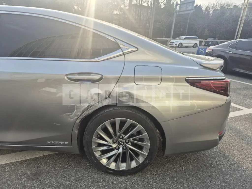 Photo 3 of 3: 2018 Lexus (parts) ES300h Wheels — Korean insurance auction