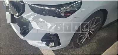 Photo 1 of 3: 2025 BMW (parts) 520i Headlamp — Korean insurance auction