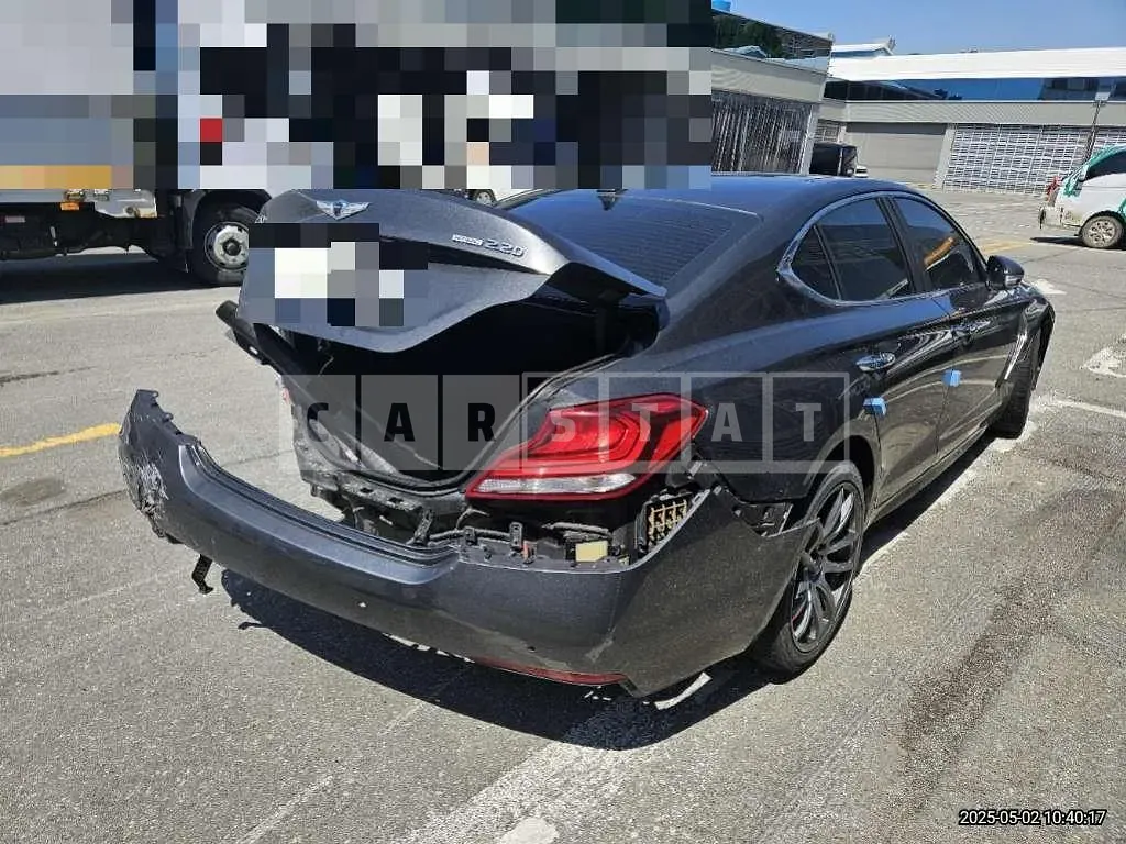 Photo 2 of 12: 2018 Genesis G70 — Korean insurance auction