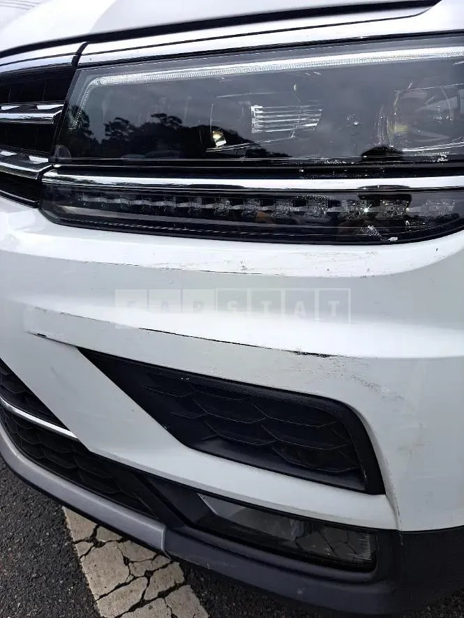 Photo 3 of 3: 2019 Volkswagen (parts) Tiguan 2.0 TDI Headlamp — Korean insurance auction