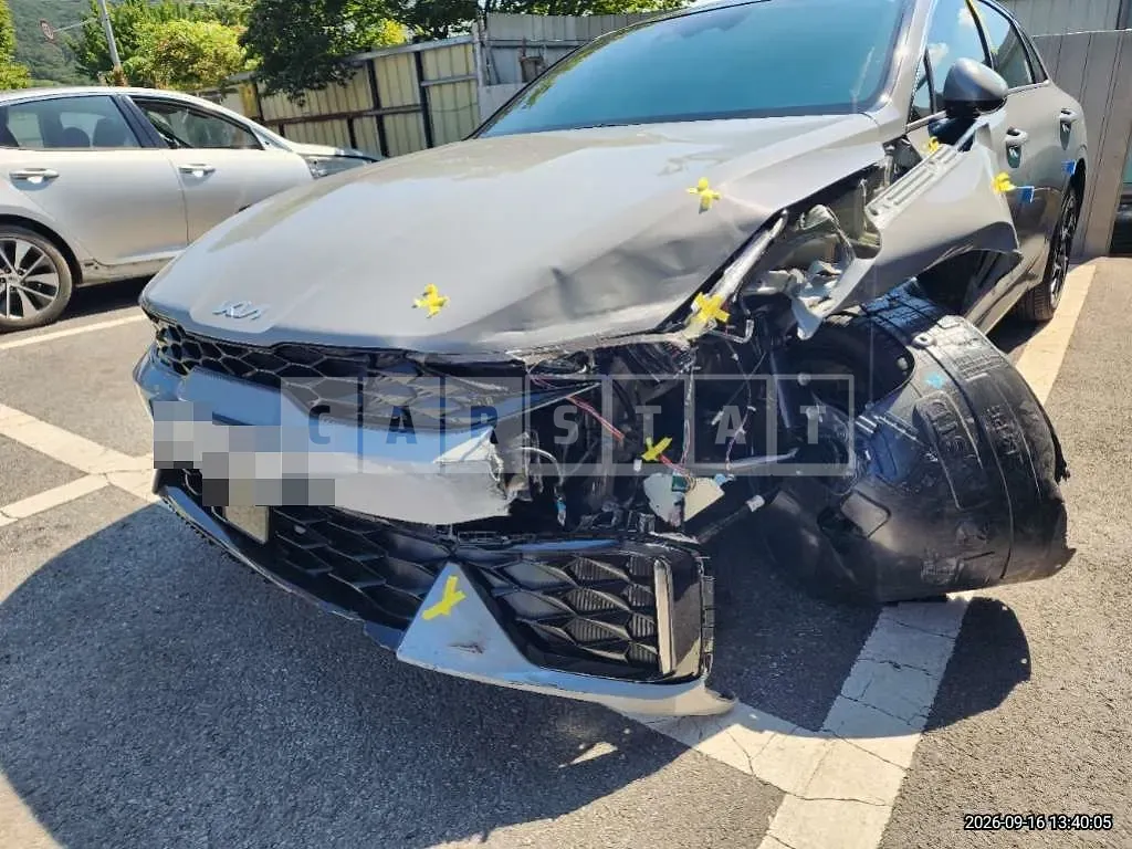 Photo 2 of 45: 2026 Kia K5 Hybrid — Korean insurance auction
