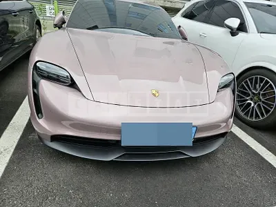 2023 Porsche Taycan