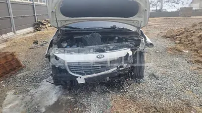 Photo 1 of 16: 2016 Kia Carnival High Limousine, VIN KNAME81ABGS204604 — Korean insurance auction