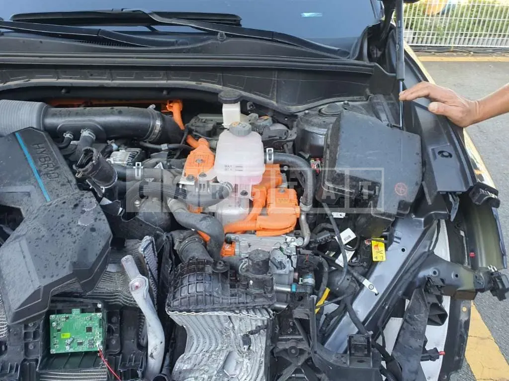 Photo 2 of 30: 2022 Kia Sorento, VIN KNARL81GBNA072774 — Korean insurance auction