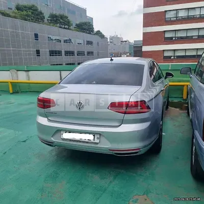 Photo 1 of 12: 2018 Volkswagen Passat GT 2.0TDI, VIN WVWZZZ3CZJE161178 — Korean insurance auction