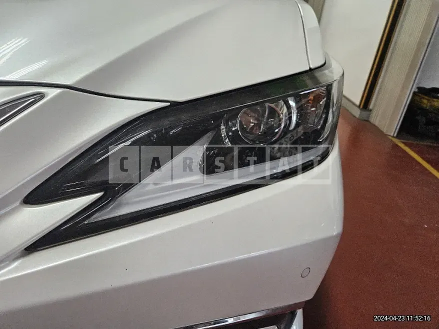 Photo 2 of 40: 2018 Lexus ES300h — Korean insurance auction
