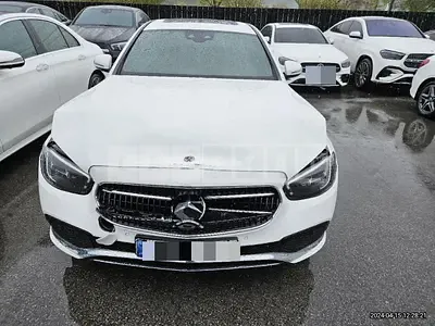 Photo 1 of 27: 2021 Mercedes-Benz E250 — Korean insurance auction
