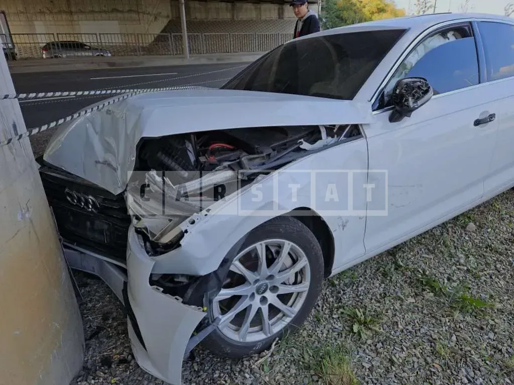 Photo 2 of 9: 2016 Audi A4 45 TFSI, VIN WAUZZZF48GA071055 — Korean insurance auction