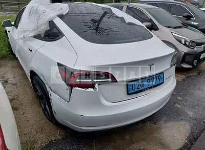 Photo 1 of 5: 2022 Tesla Model 3 Long Range — Korean insurance auction