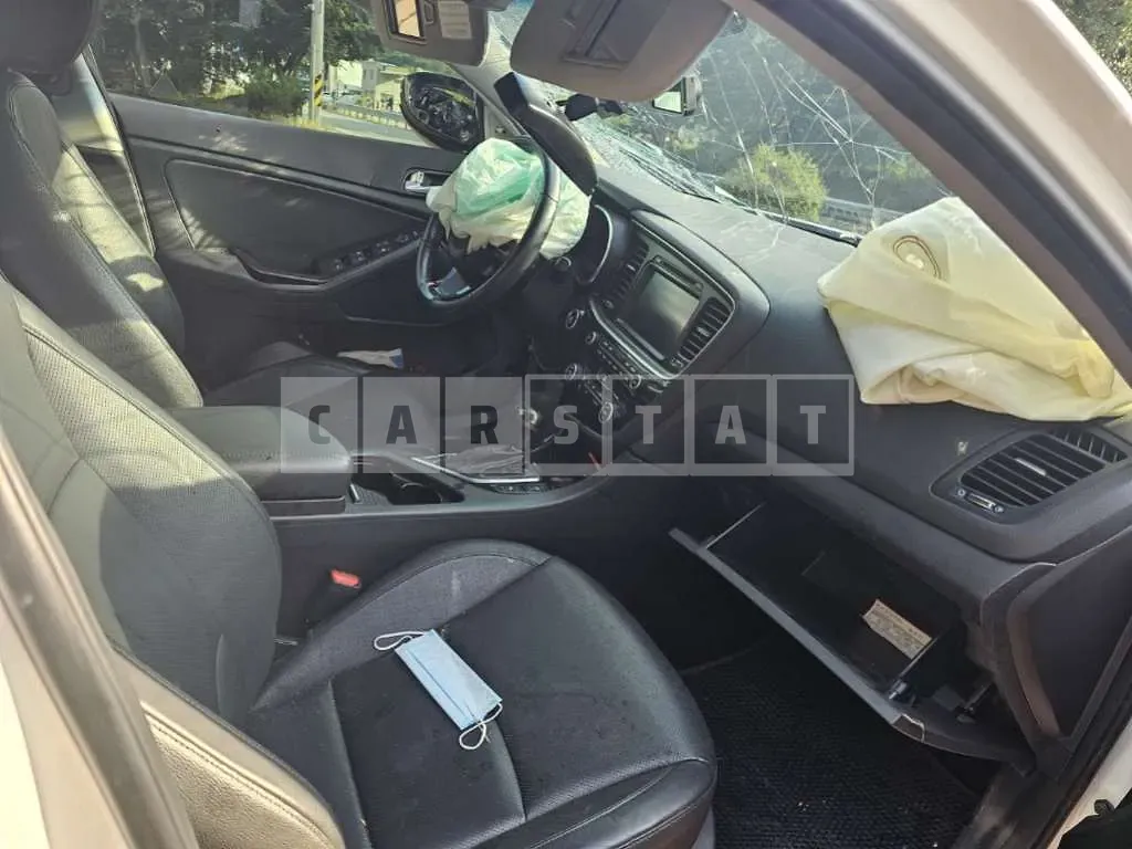 Photo 2 of 5: 2015 Kia K5 2.0 — Korean insurance auction