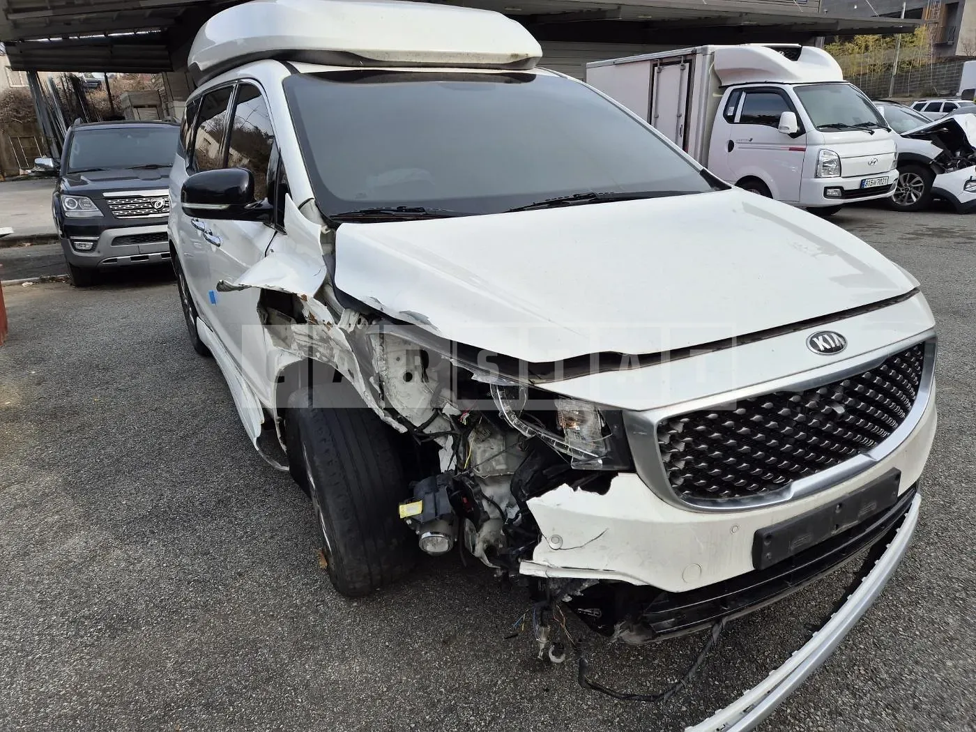 Photo 2 of 7: 2015 Kia Carnival High Limousine 2.2, VIN KNAMC81ABGS145717 — Korean insurance auction