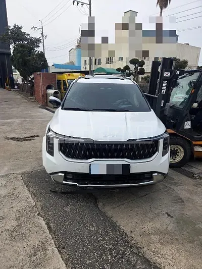 Photo 1 of 54: 2025 Kia Carnival Hybrid — Korean insurance auction