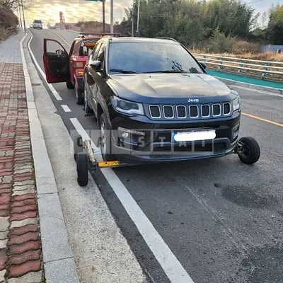 Photo 1 of 35: 2019 Jeep Straw Compass 2.4, VIN 3C4NJDBB2KT817906 — Korean insurance auction
