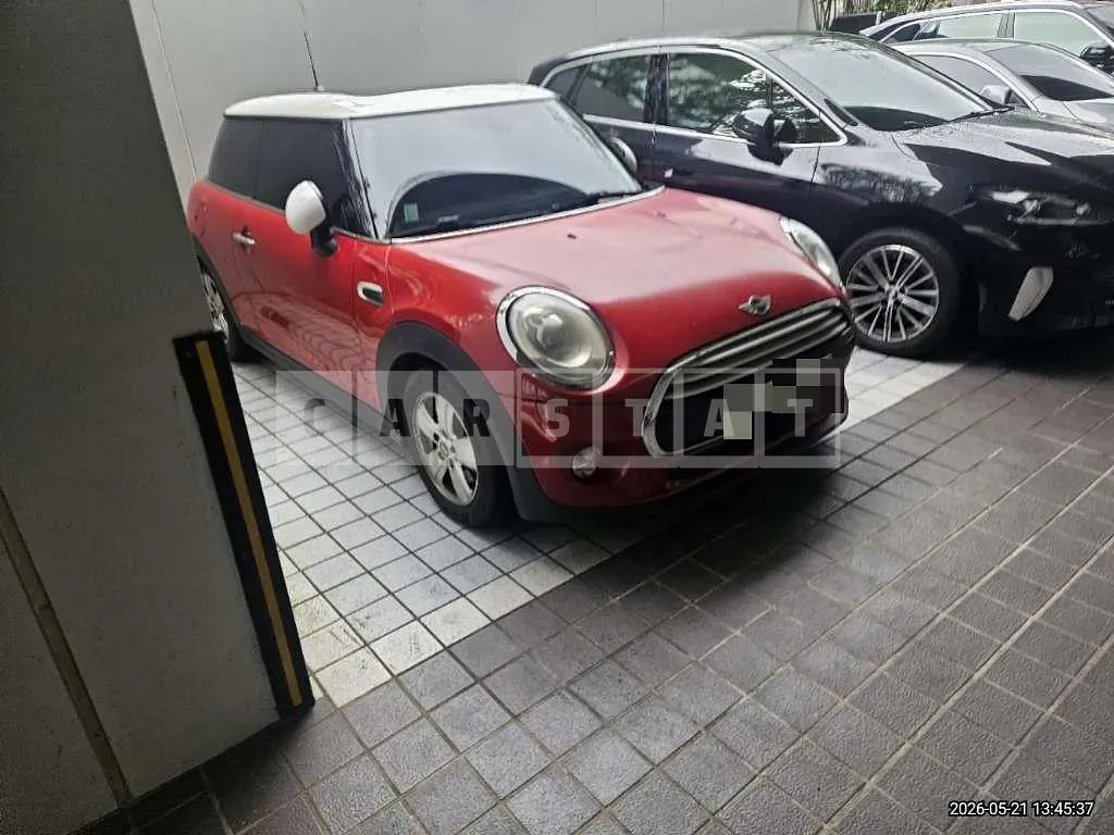 Photo 2 of 12: 2015 MINI Cooper — Korean insurance auction