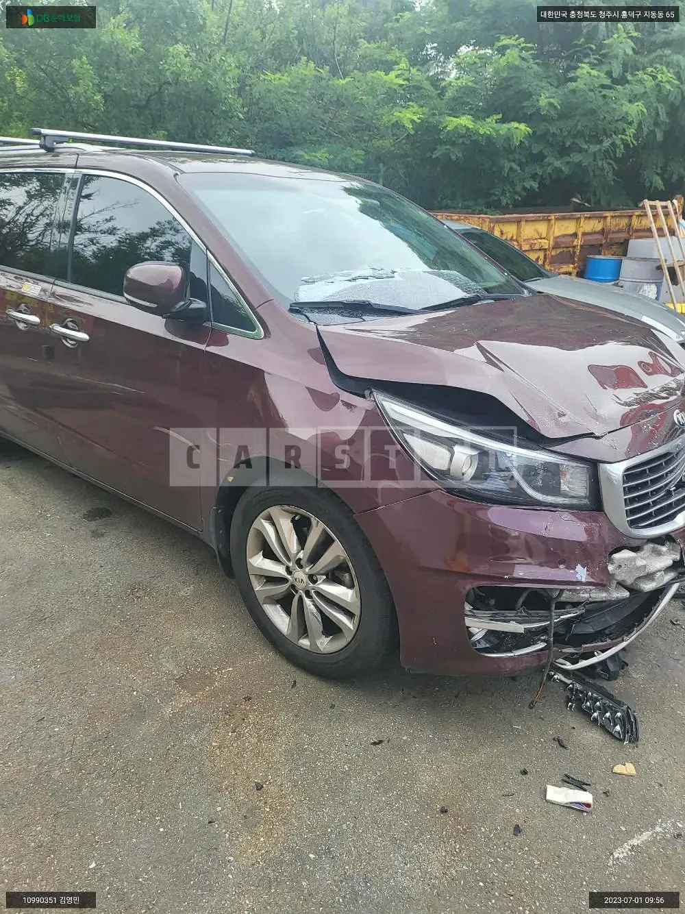 Photo 2 of 9: 2017 Kia Carnival, VIN KNAMC81ABHS331101 — Korean insurance auction