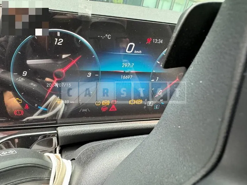 Photo 2 of 25: 2021 Mercedes-Benz GLA220 — Korean insurance auction