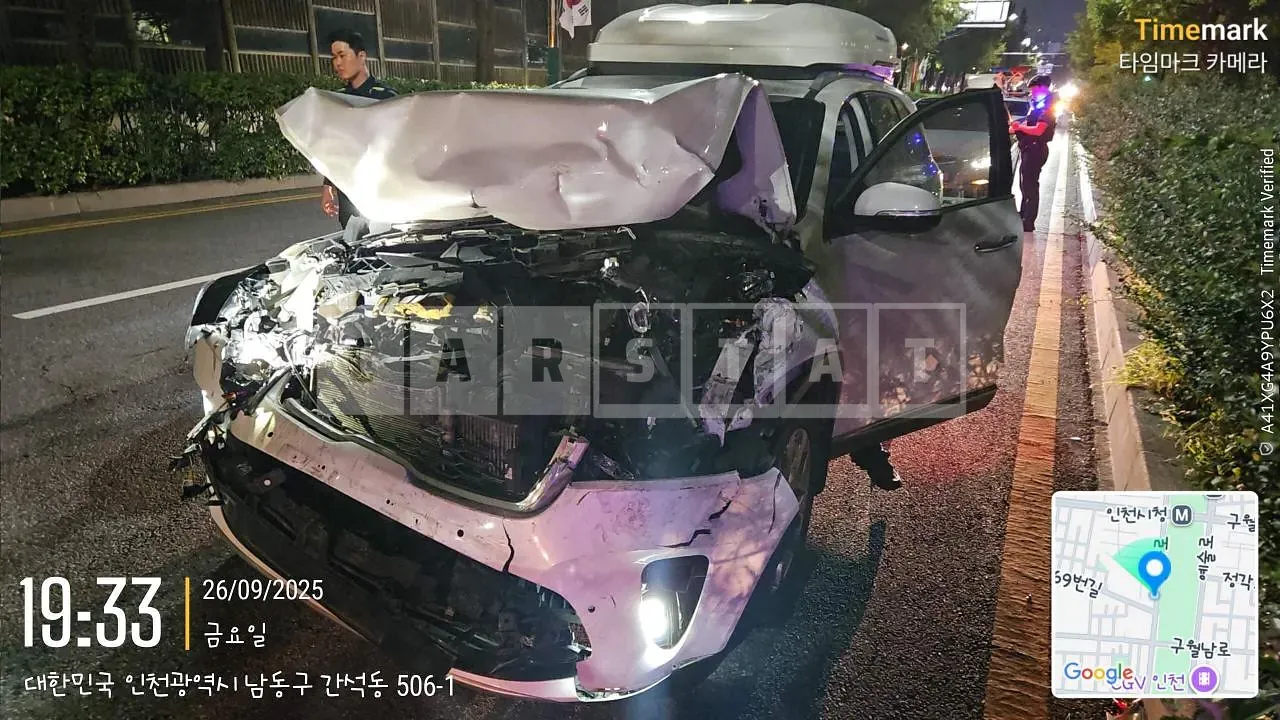 Photo 2 of 17: 2019 Kia Sorento, VIN KNAPS81ABLA555921 — Korean insurance auction