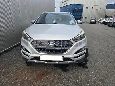 Photo 1 of 10: 2017 Hyundai Tucson, VIN KMHJ3812GJU630362 — Korean insurance auction