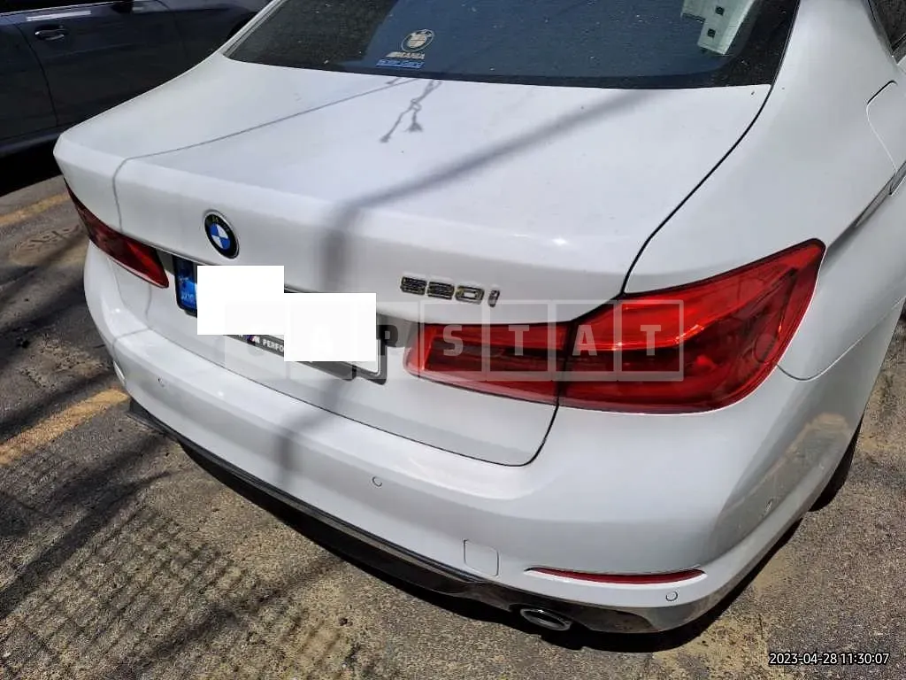 Photo 2 of 26: 2019 BMW 520i Luxury, VIN WBAJK7104KBP73970 — Korean insurance auction