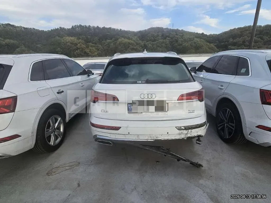 Photo 2 of 16: 2024 Audi Q5 45 TFSI quattro — Korean insurance auction