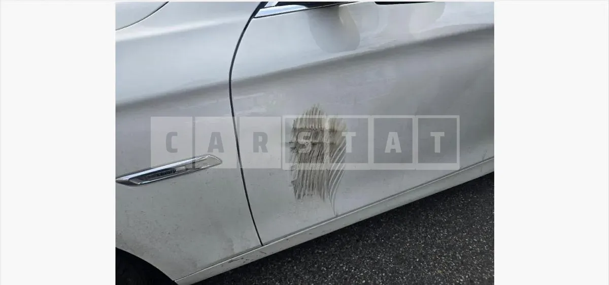 Photo 2 of 23: 2015 BMW 520d — Korean insurance auction
