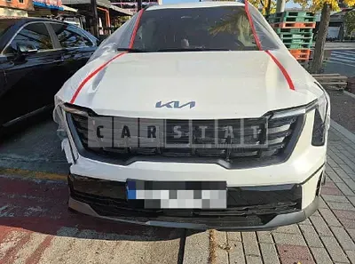 Photo 1 of 27: 2024 Kia Sorento Hybrid — Korean insurance auction