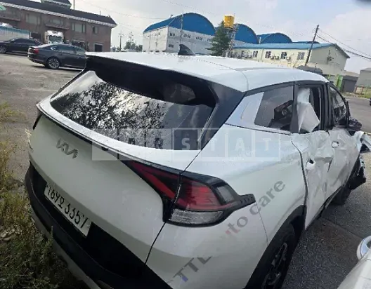 Photo 2 of 26: 2022 Kia Sportage, VIN KNAPT81BGNK084521 — Korean insurance auction