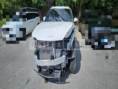 Photo 1 of 52: 2025 Kia Sorento — Korean insurance auction