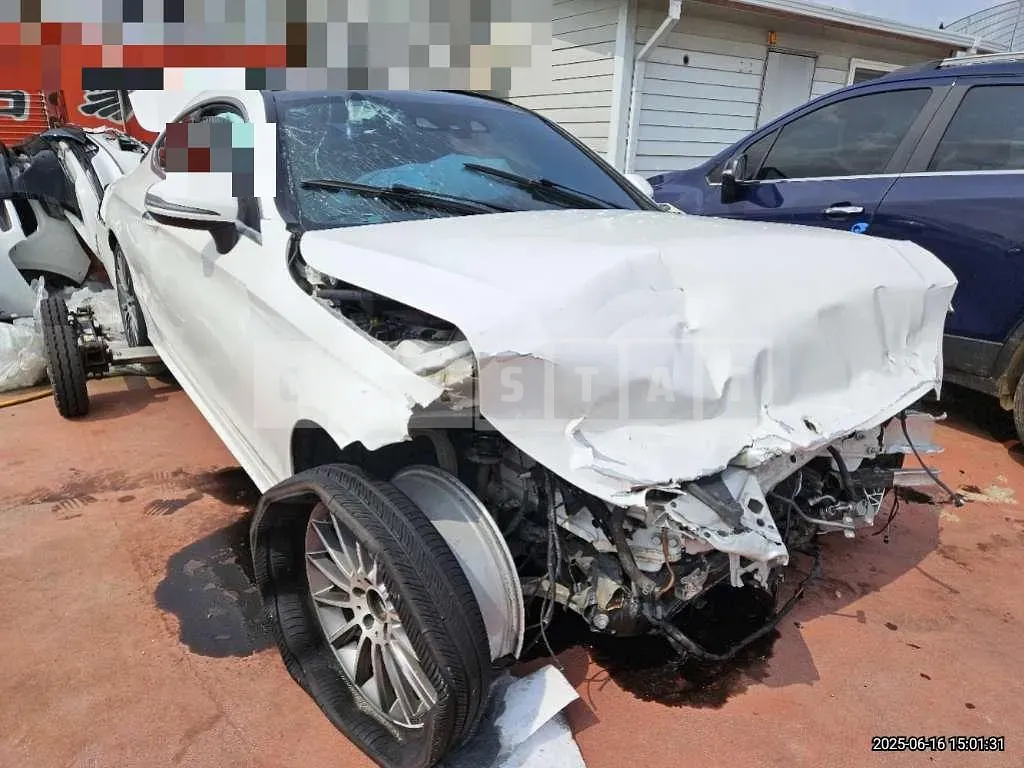 Photo 2 of 20: 2017 Mercedes-Benz C220 d Coupe — Korean insurance auction