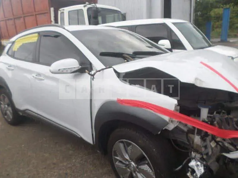 Photo 2 of 12: 2020 Hyundai Kona Electric, VIN KMHK381GFLU122353 — Korean insurance auction