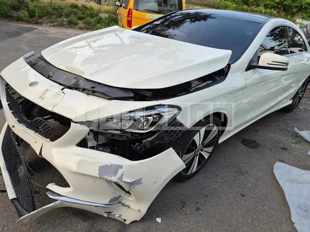Photo 2 of 19: 2017 Mercedes-Benz CLA250 4Matic, VIN WDDSJ4GB3JN554728 — Korean insurance auction