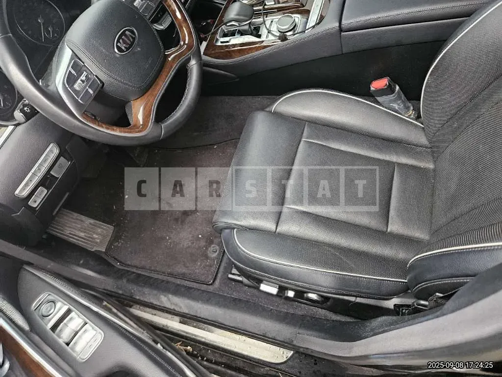 Photo 2 of 13: 2019 Kia He Told — Korean insurance auction