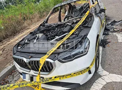 Photo 1 of 16: 2024 BMW 520i — Korean insurance auction