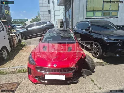 Photo 1 of 10: 2020 Kia Stinger, VIN KNAE551CDMS094414 — Korean insurance auction