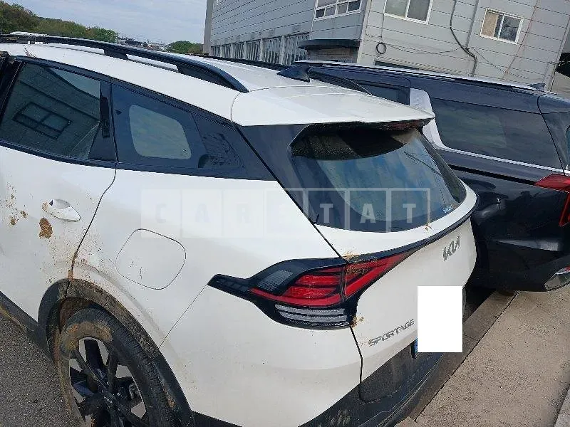 Photo 2 of 11: 2022 Kia Sportage — Korean insurance auction