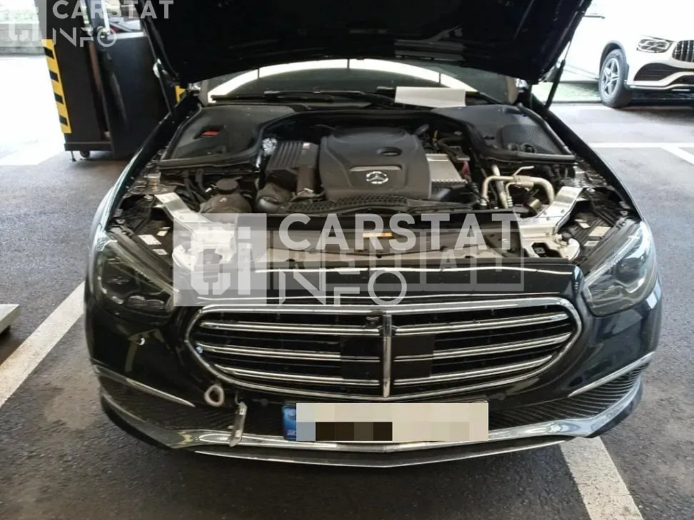 Photo 2 of 26: 2022 Mercedes-Benz Sump E250 — Korean insurance auction