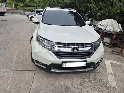 Photo 1 of 48: 2017 Honda CR-V 4WD, VIN 5J6RW2870HL520393 — Korean insurance auction