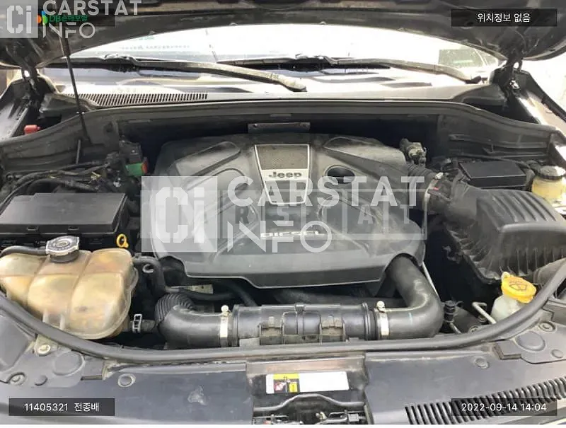 Photo 2 of 13: 2015 Jeep Zaw Grand Cherokee, VIN 1C4RJFCM1FC110648 — Korean insurance auction