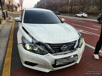 Photo 1 of 9: 2018 Nissan Altima 2.5 — Korean insurance auction