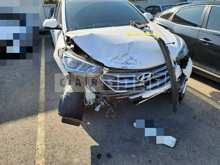 Photo 2 of 5: 2016 Hyundai Santa Fe DM Diesel 2.0 — Korean insurance auction
