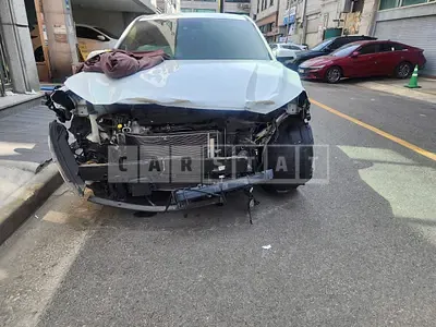 Photo 1 of 28: 2019 Hyundai Kona Hybrid, VIN KMHK381EGLU017835 — Korean insurance auction